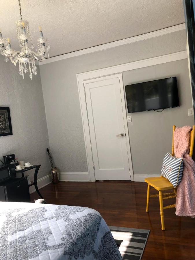 Private Suite Mins From Mia Free Parking Miami Buitenkant foto
